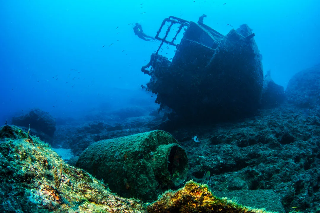 На дне Черного моря обнаружили самый древний в мире затонувший корабль